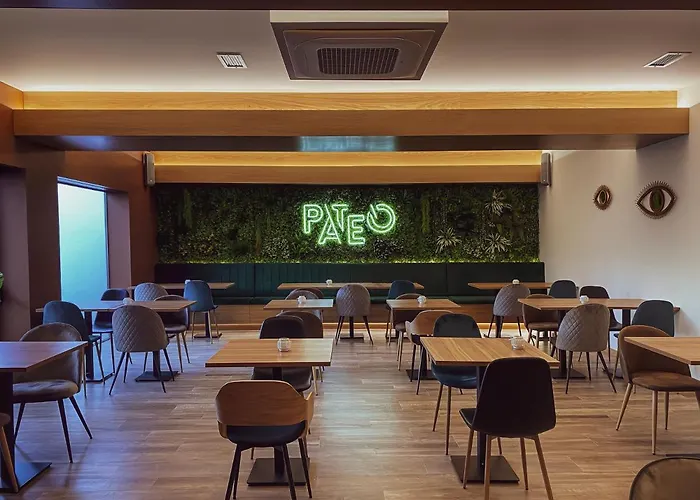 אכסניה Pate'o & *