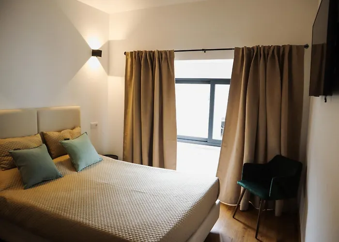 אכסניה Pate'o & אובאר