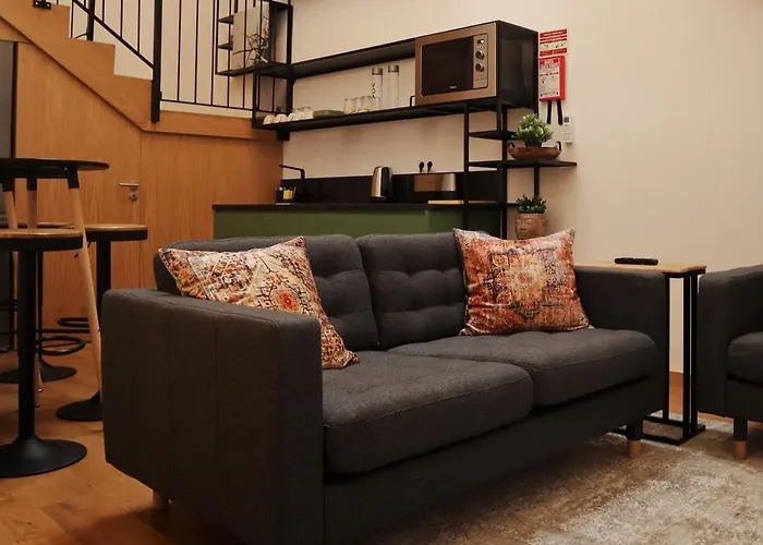 Pate'o & Hostel Ovar